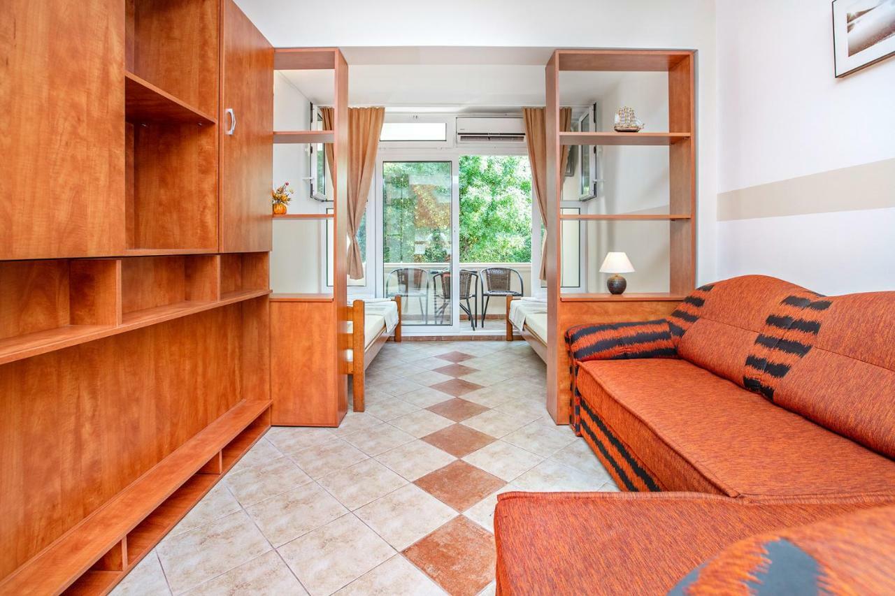 Apartments Villa Popovic Котор Екстериор снимка