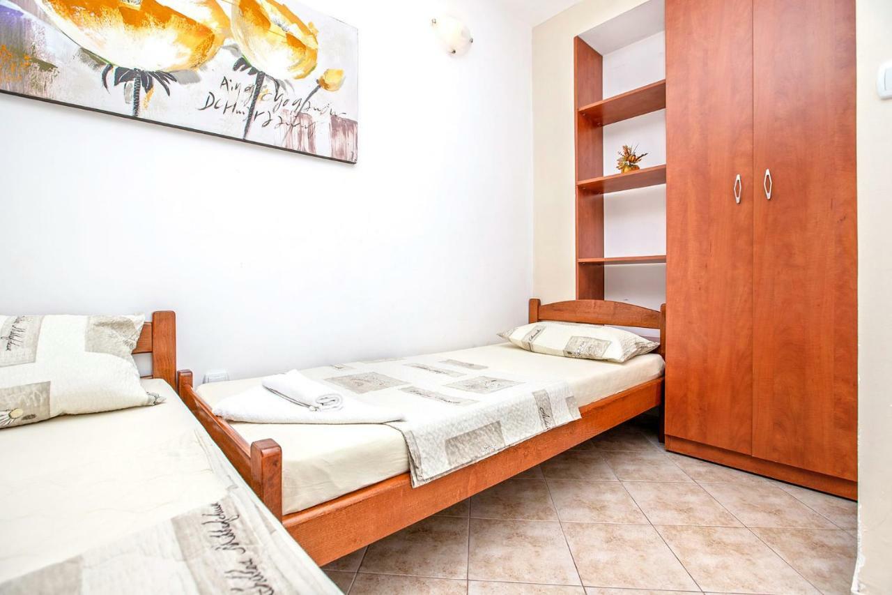 Apartments Villa Popovic Котор Екстериор снимка