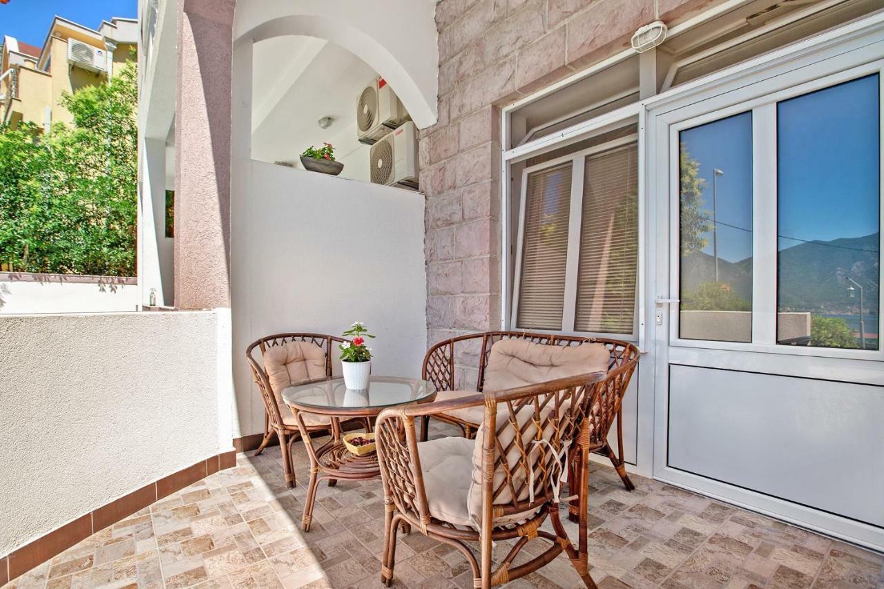 Apartments Villa Popovic Котор Екстериор снимка