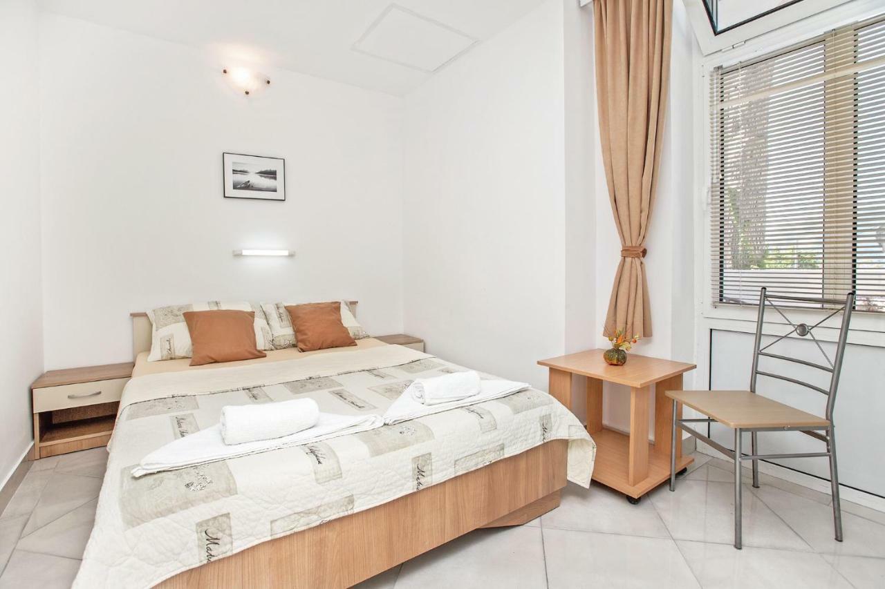 Apartments Villa Popovic Котор Екстериор снимка