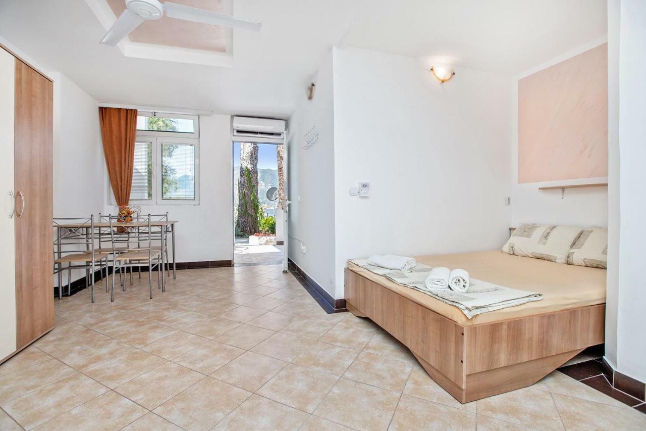Apartments Villa Popovic Котор Екстериор снимка
