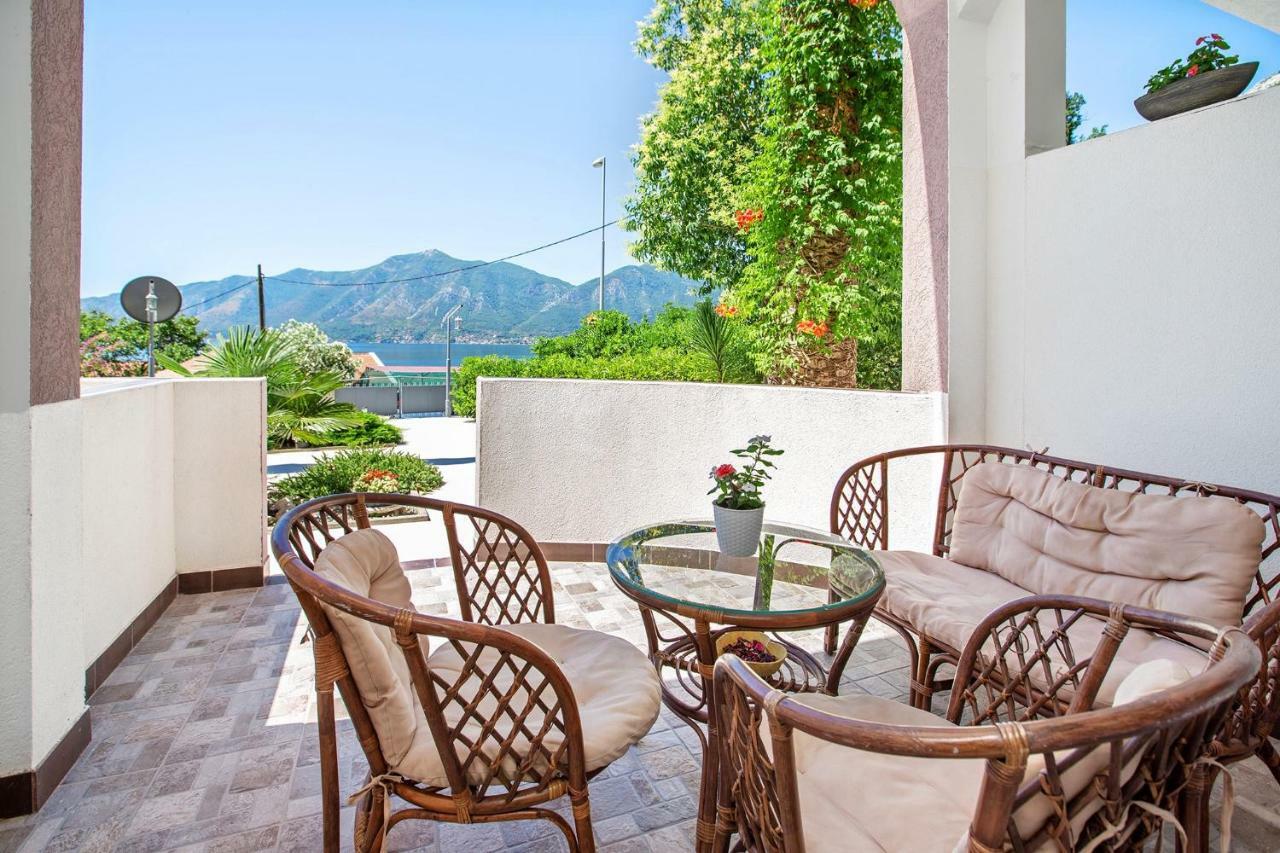 Apartments Villa Popovic Котор Екстериор снимка