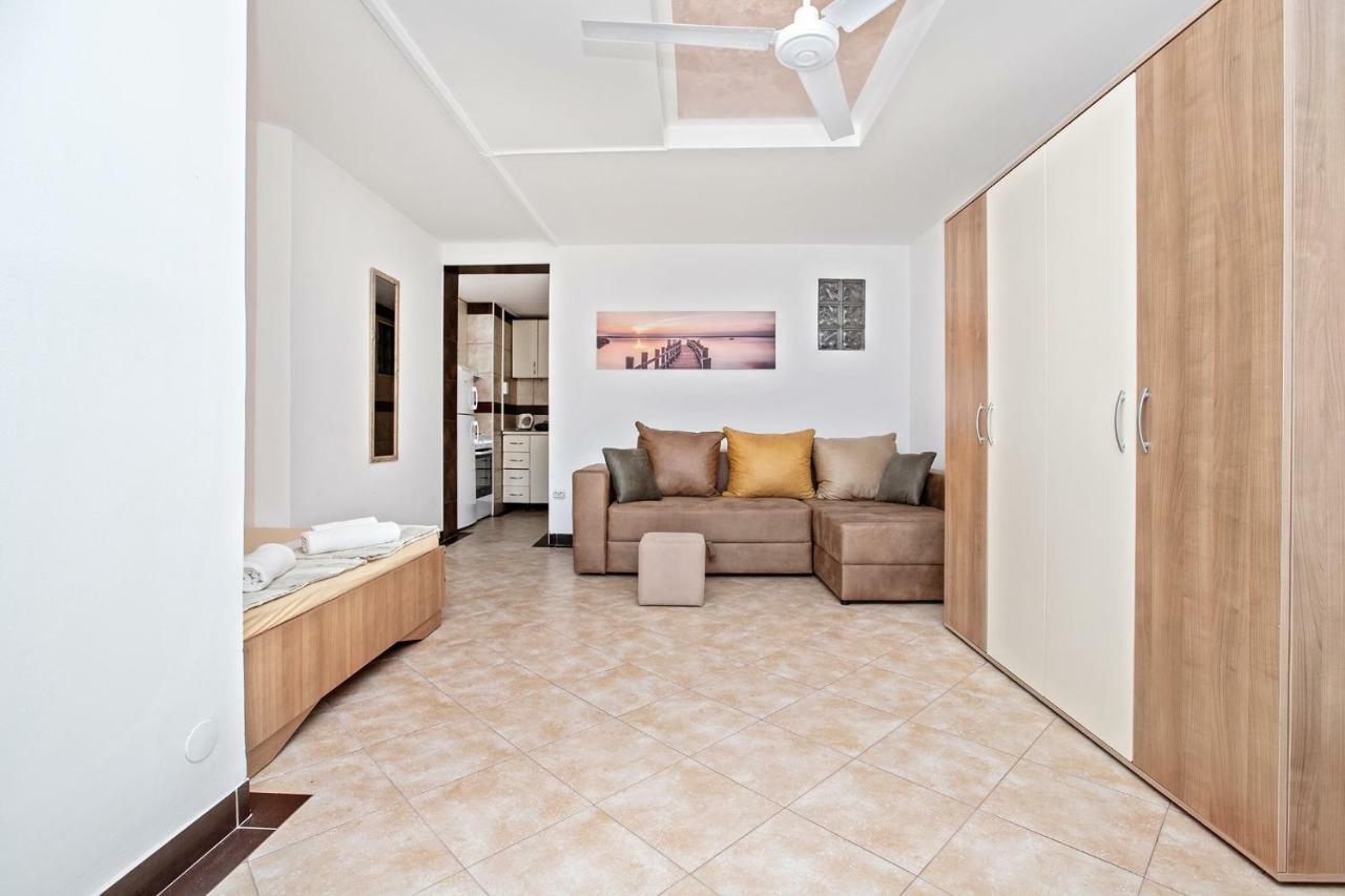 Apartments Villa Popovic Котор Екстериор снимка