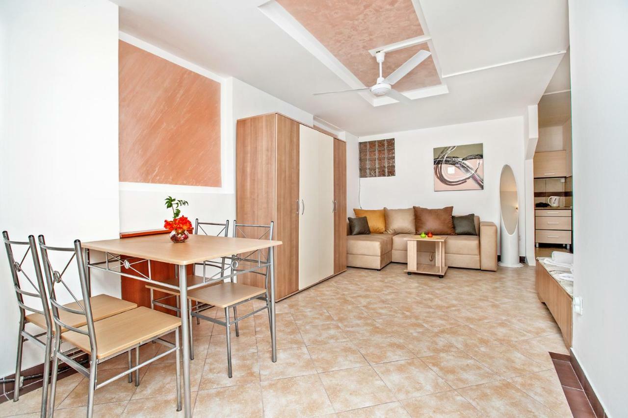 Apartments Villa Popovic Котор Екстериор снимка