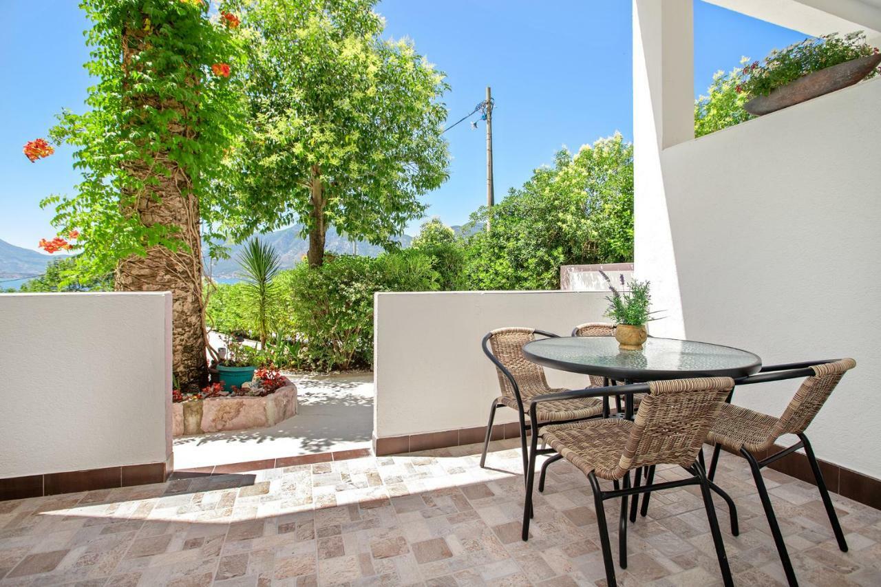 Apartments Villa Popovic Котор Екстериор снимка